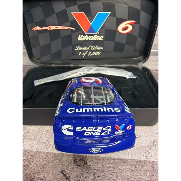 NASCAR Mark Martin #6 Valvoline 1:24 Die Cast Car 1 of 7000 Gift 1998 Vintage - Picture 6 of 12